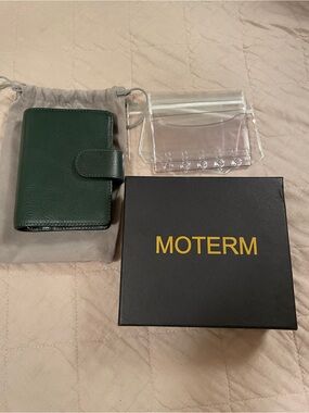 Moterm A8 Ring Planner Wallet Smooth Leather Forest Green